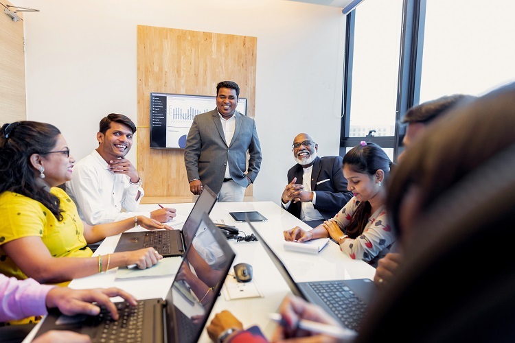 How Founders Can Become Visionary Operators