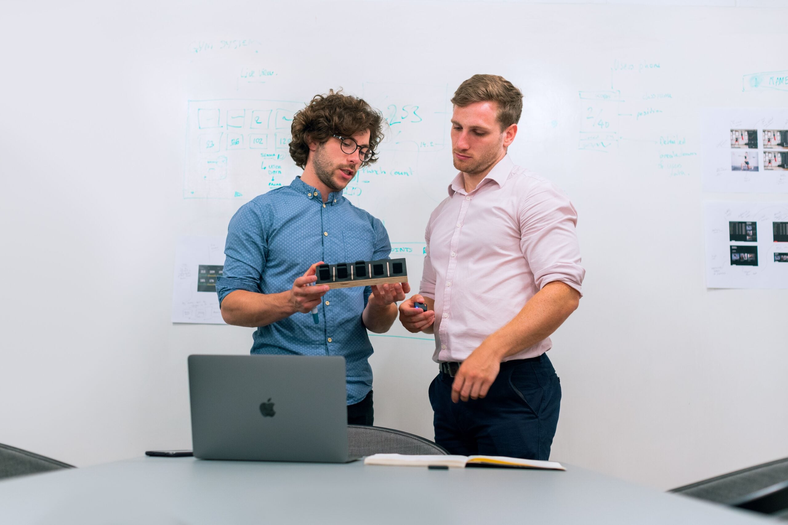 Analysis: The Hidden Coordination Cost of Hiring Separate Freelancers